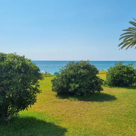 Διαμέρισμα Seafront Bliss